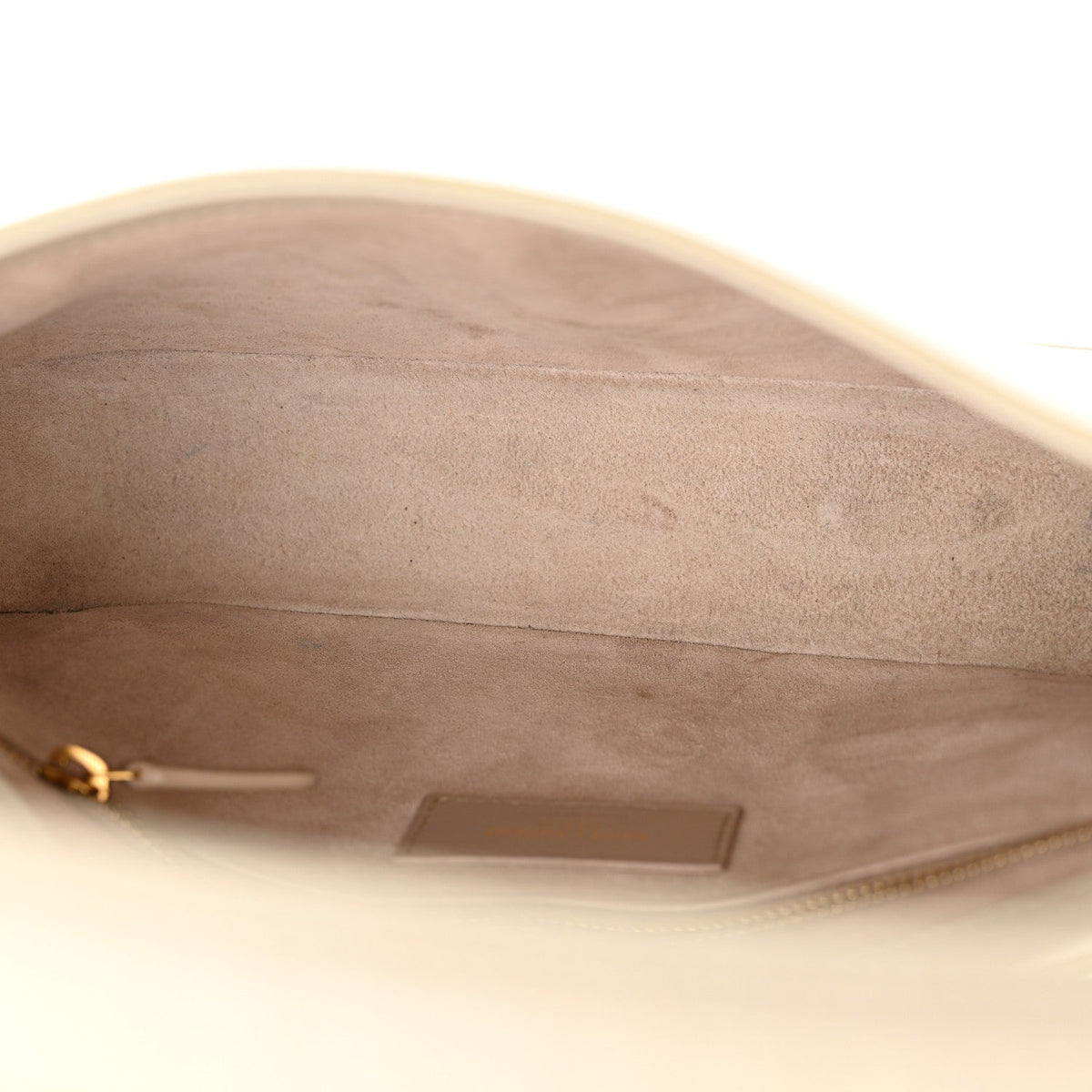 Smooth Calfskin Le 5 A 7 Hobo Crema Soft