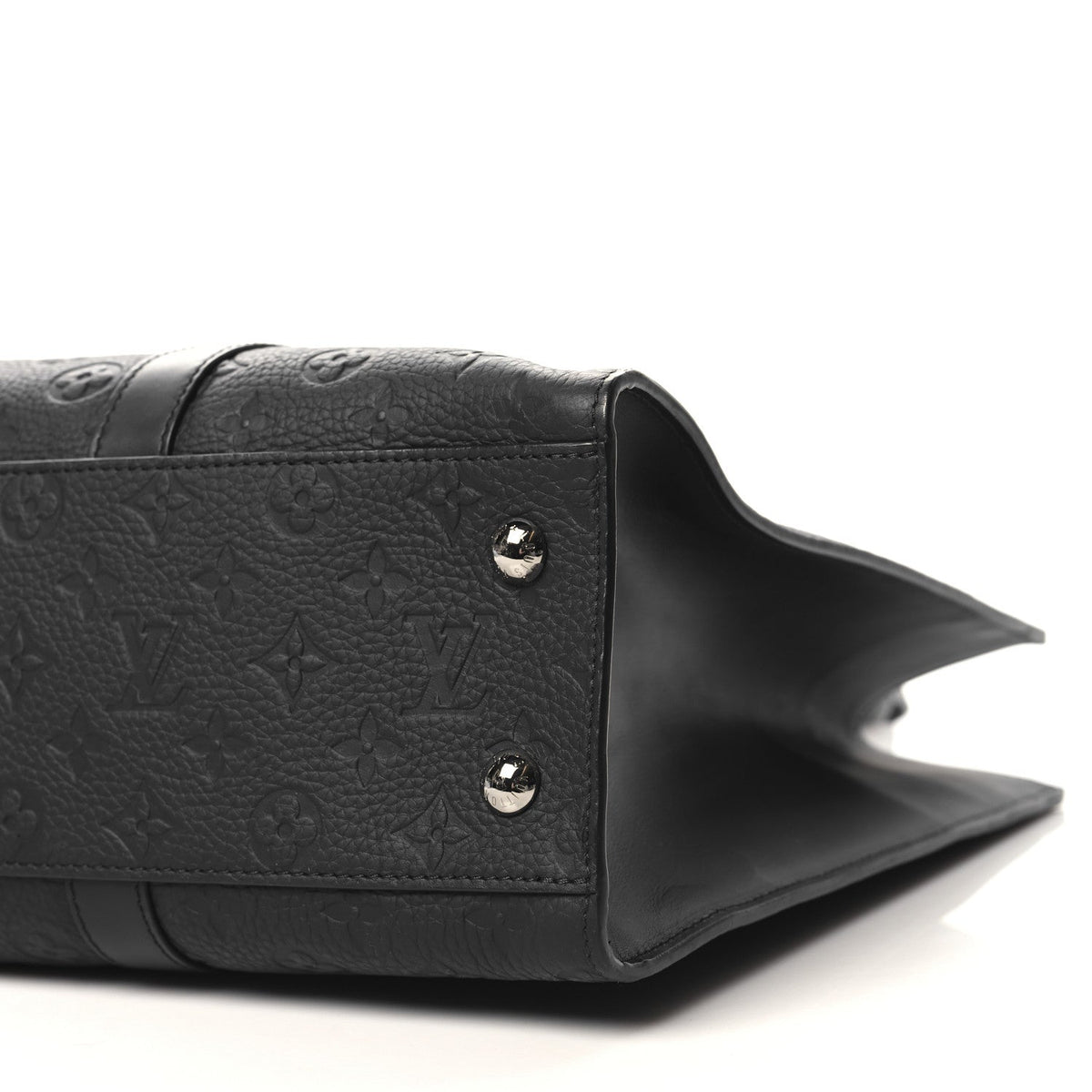 Taurillon Monogram Sac Plat 24H Black