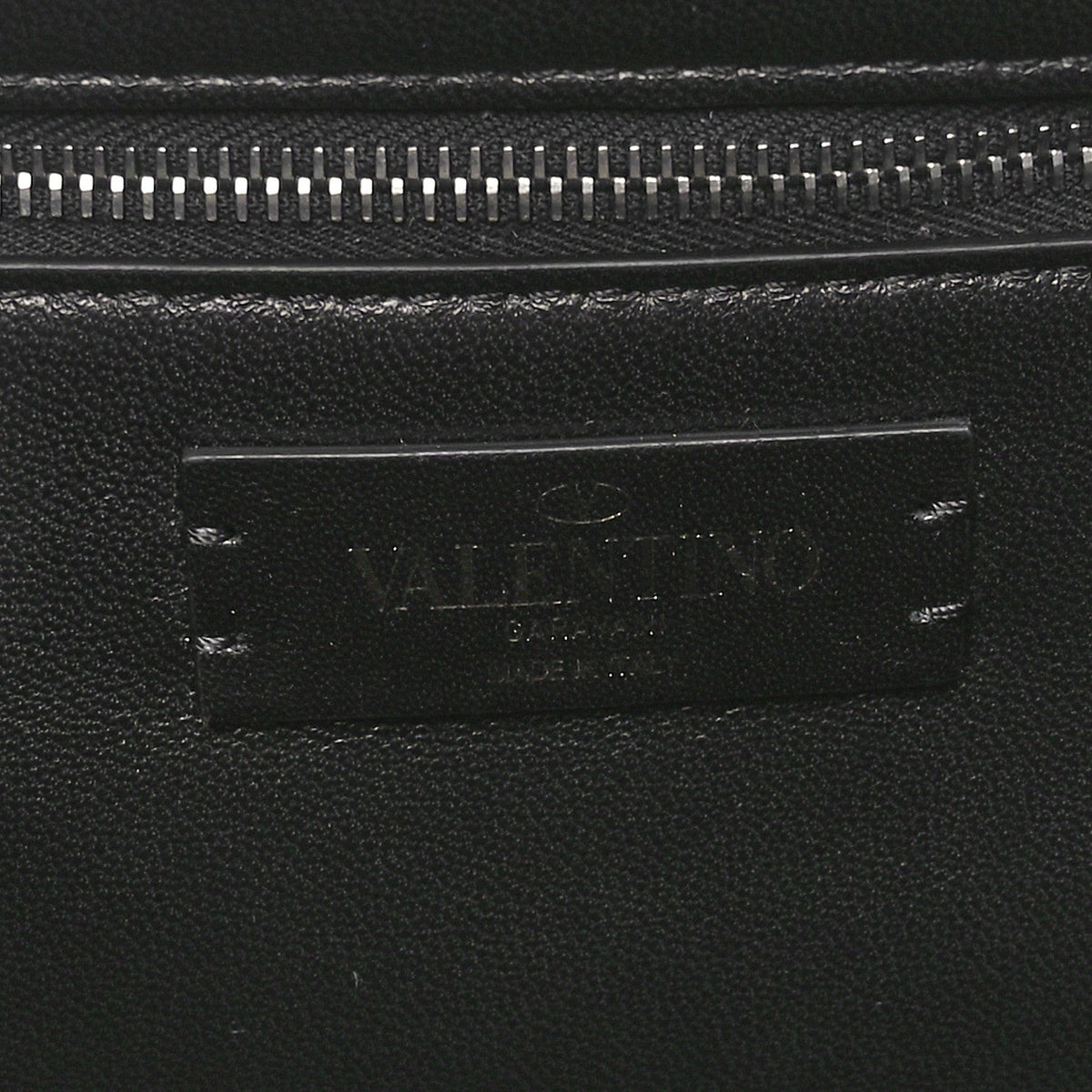 Nappa Monochrome Large Roman Stud Shoulder Bag Black