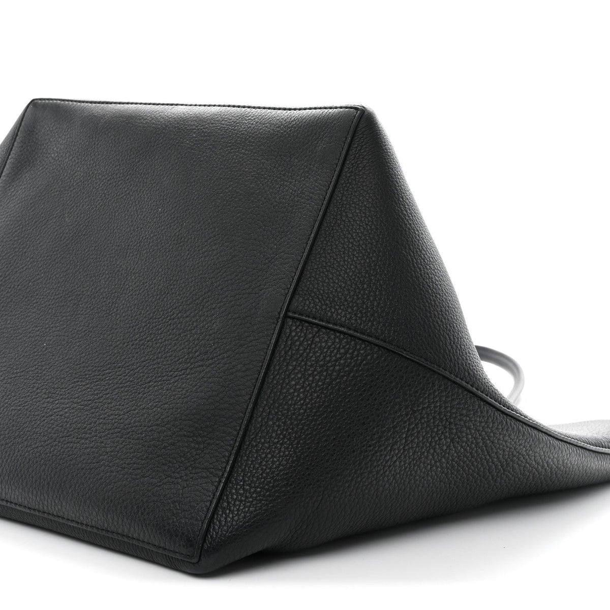 Grained Calfskin Park Tote Three Black