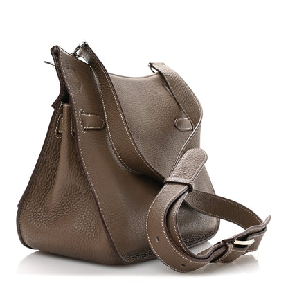 Taurillon Clemence Jypsiere 28 Etoupe