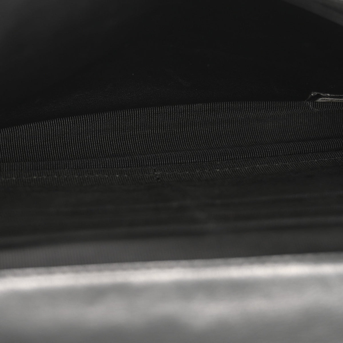 Patent Quilted Wallet On Chain WOC Black