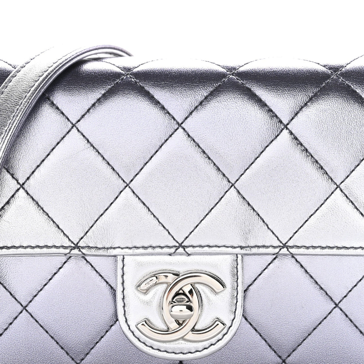 Metallic Lambskin Like A Wallet Flap Silvery Black