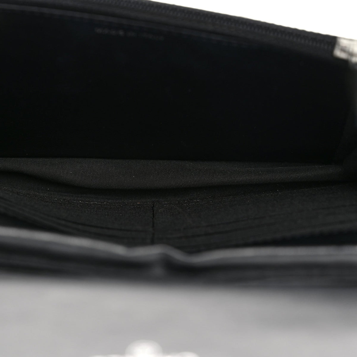 Caviar Quilted Boy Wallet On Chain WOC Black