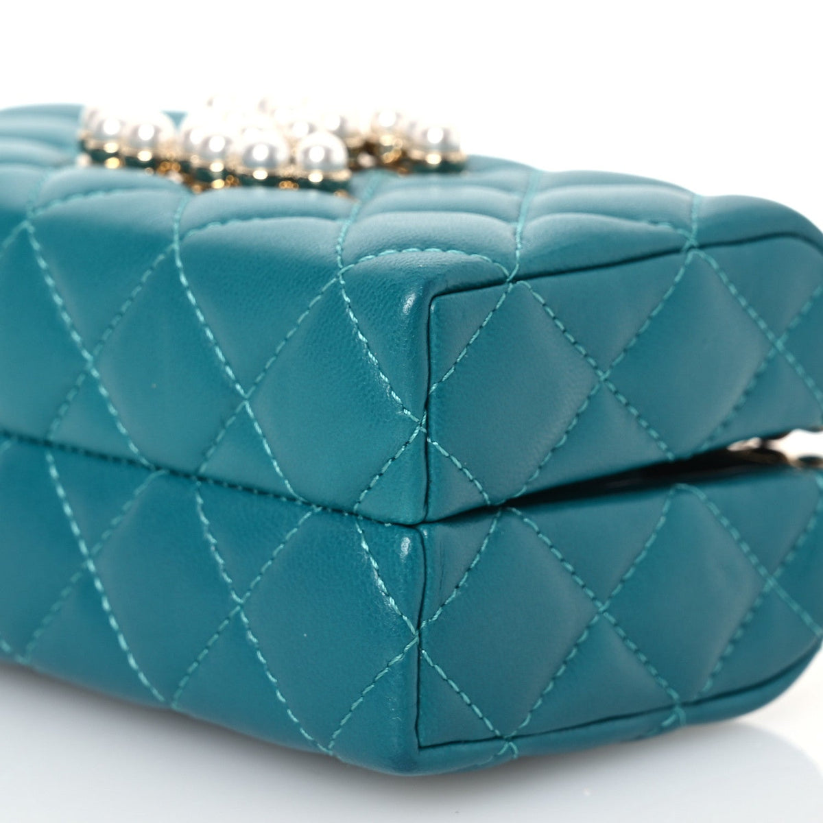 Lambskin Quilted Pearl CC Vanity Case Turquoise