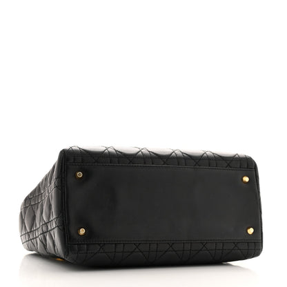 Lambskin Cannage Medium Lady Dior Black