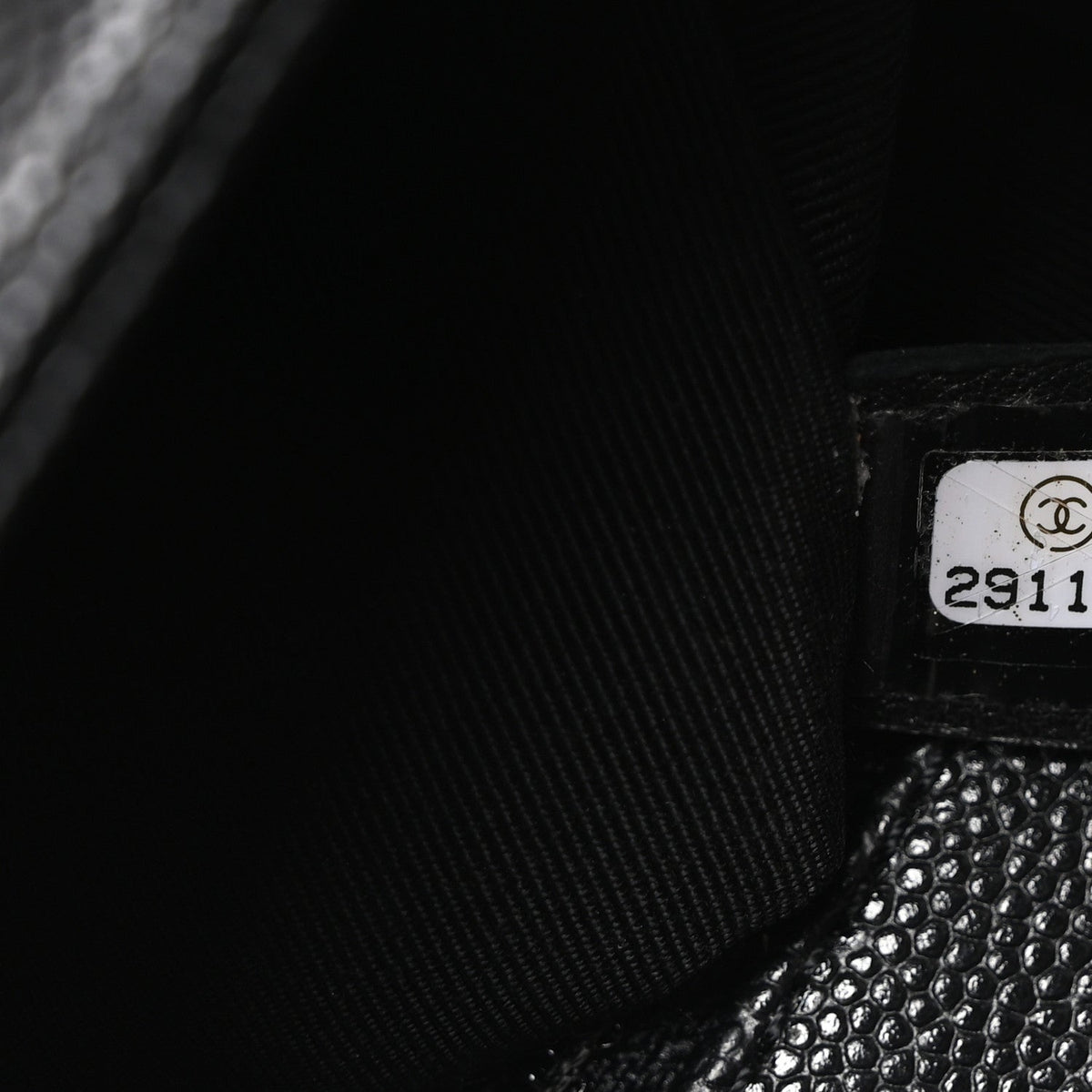 Caviar Quilted New Medium Boy Flap Black