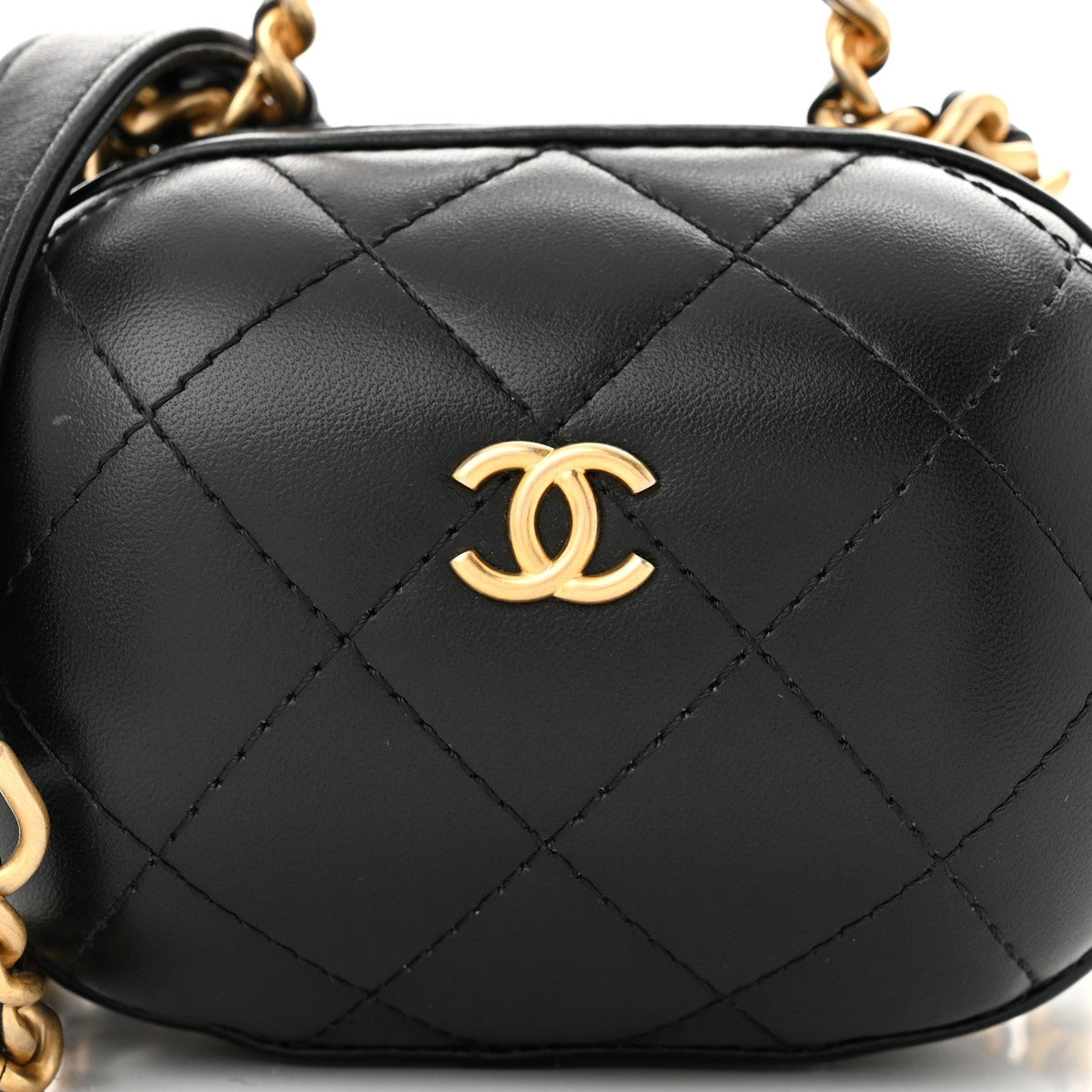 Lambskin Quilted CC Bubble Vanity Case With Chain Black