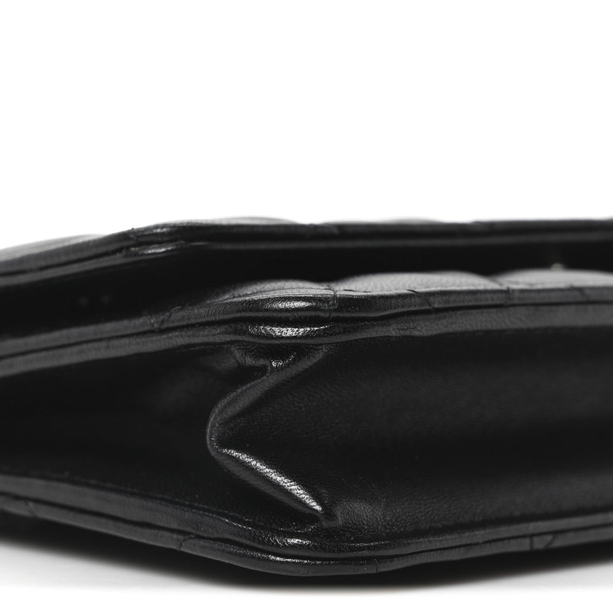 Lambskin Quilted Wallet On Chain WOC Black