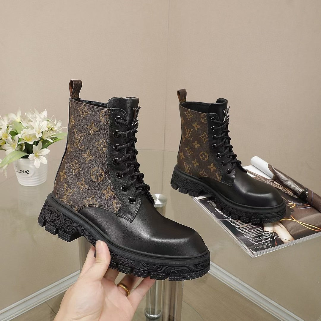 Premium LUV BOOTS 004