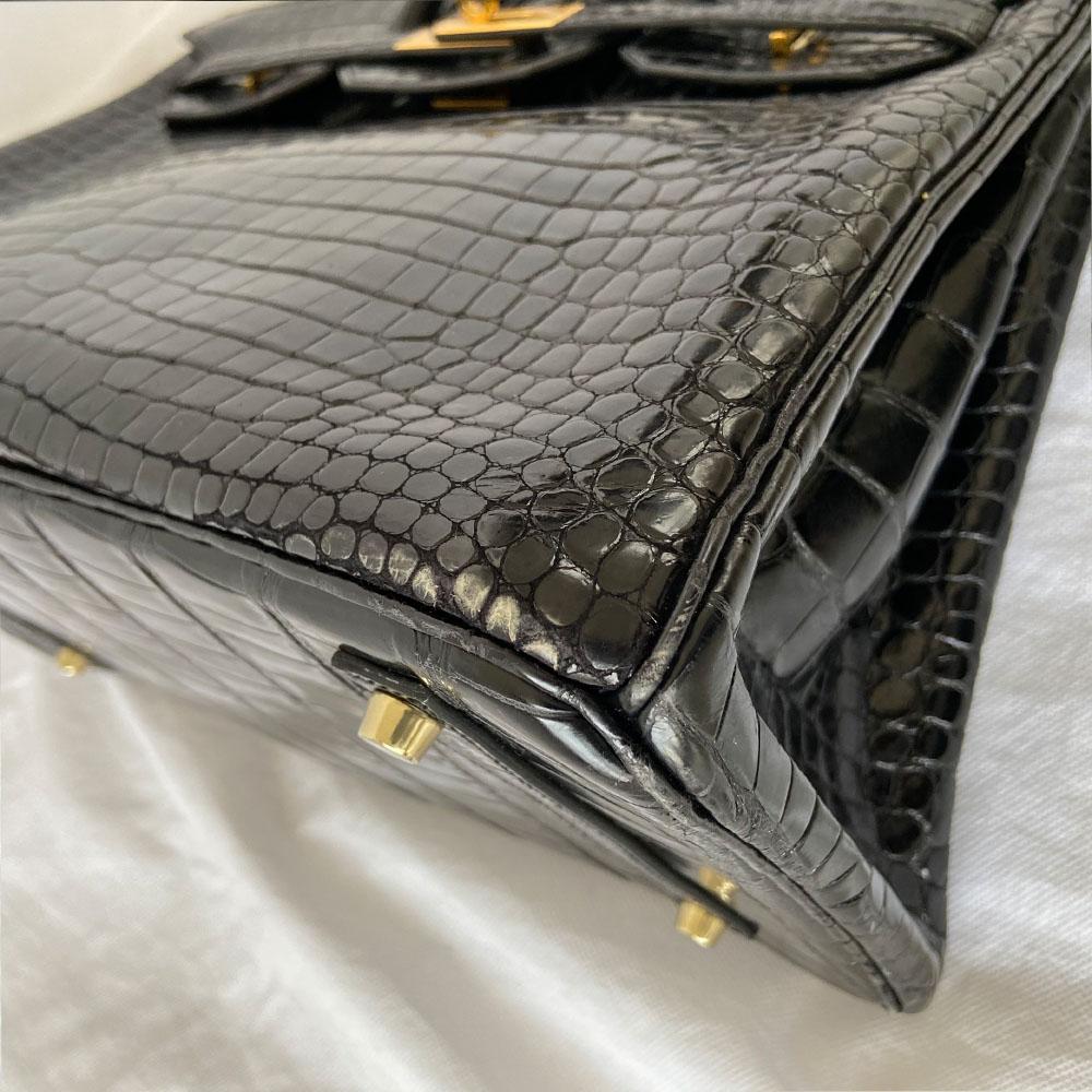 Hermès Black Shiny Porosus Crocodile Leather Gold Hardware Birkin 35 Bag