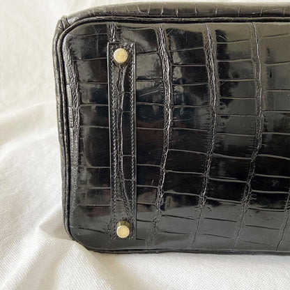 Hermès Black Shiny Porosus Crocodile Leather Gold Hardware Birkin 35 Bag