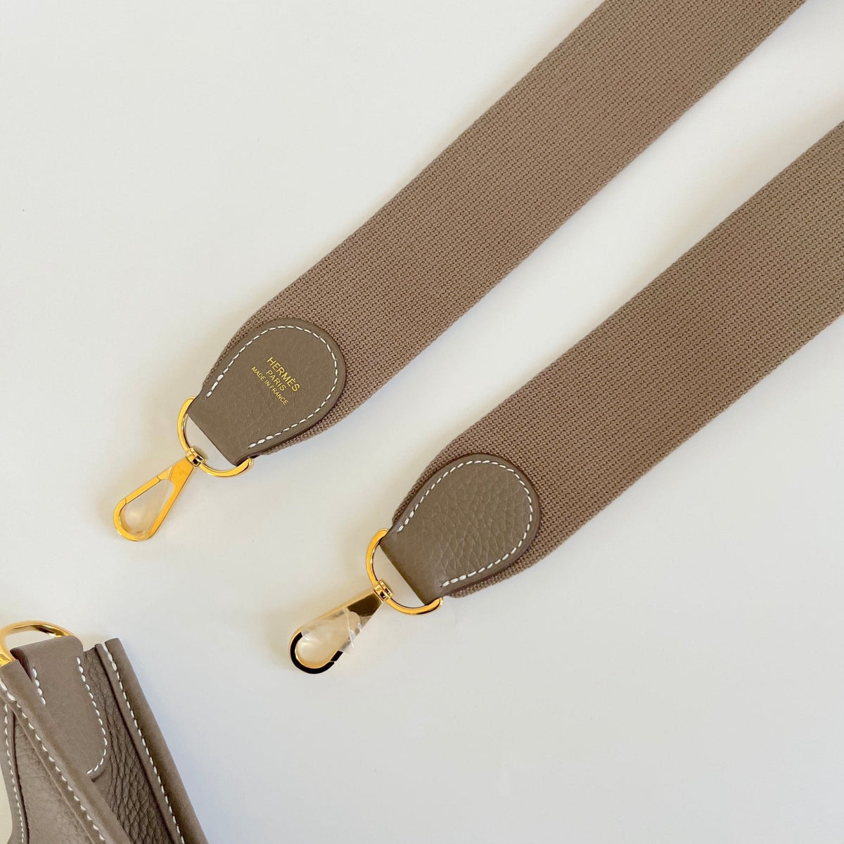 Hermes Evelyn 29 GM Shoulder Bag Etoupe