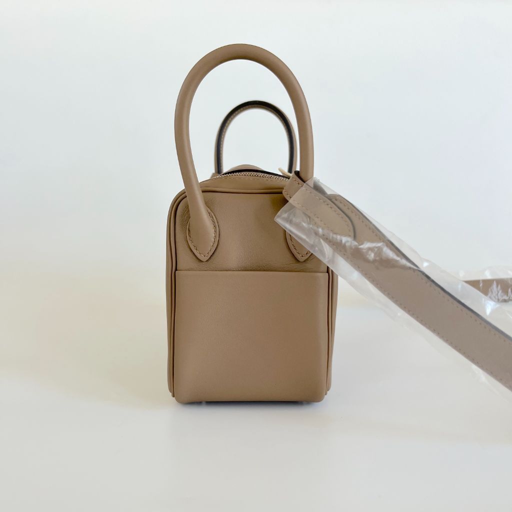 Hermes Mini Lindy Veau Swift Leather Bag