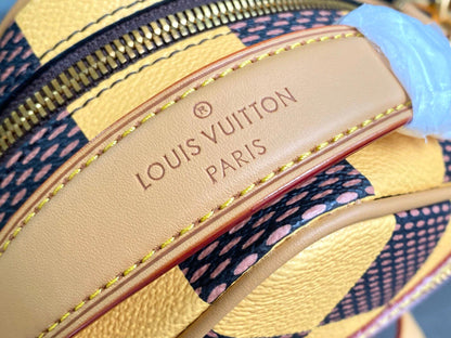 Louis Vuitton N40562 Chess Messenger