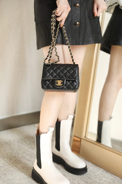 C hanel Classic Flap mini handbag