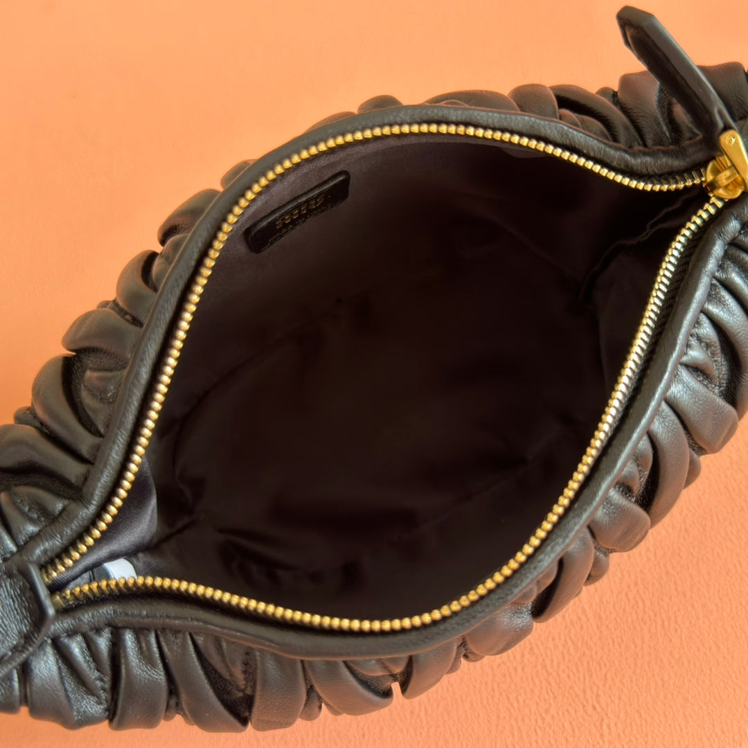Miu Matelassé Pouch Bag 15cm Black Leather