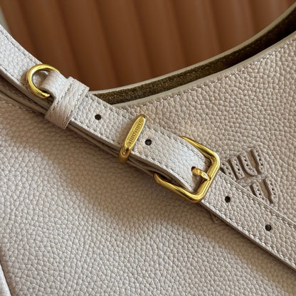 Miu Leather Bucket Bag 23cm Powder Pink Grain Cowhide