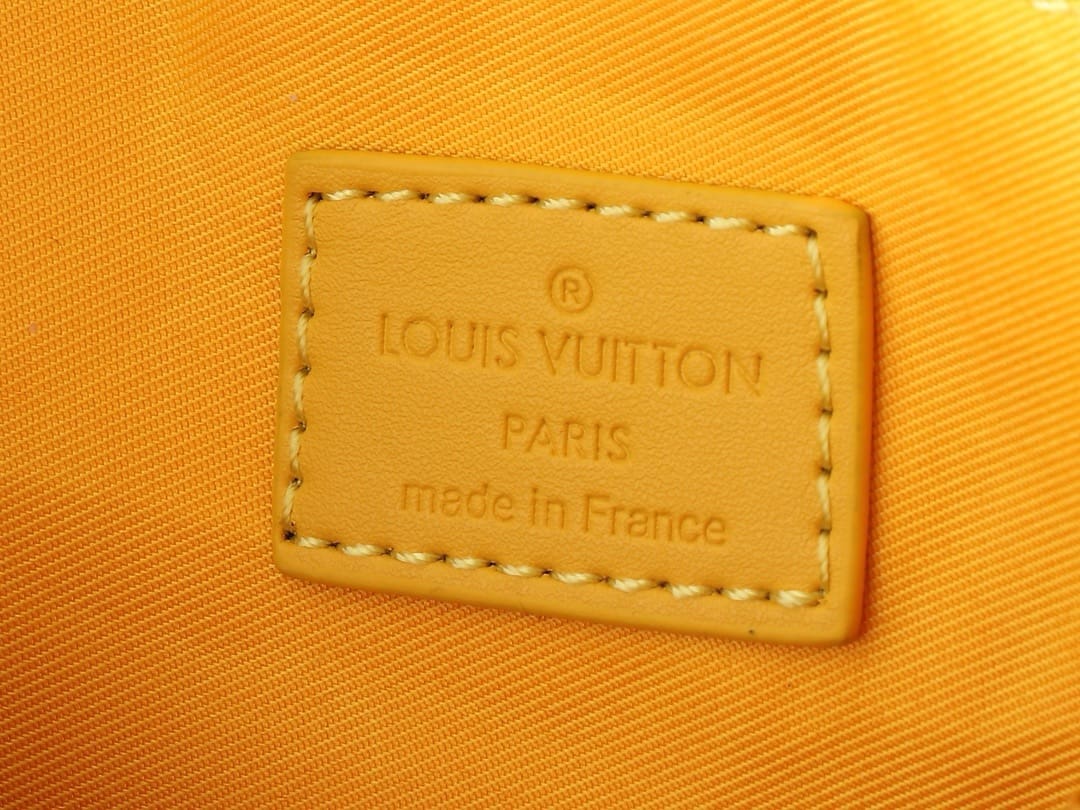 Louis Vuitton M13166 Keepall Bandoulière 25