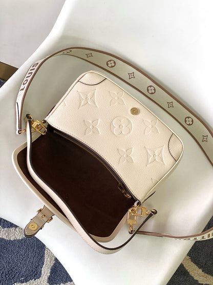 Louis Vuitton M46388 Diane