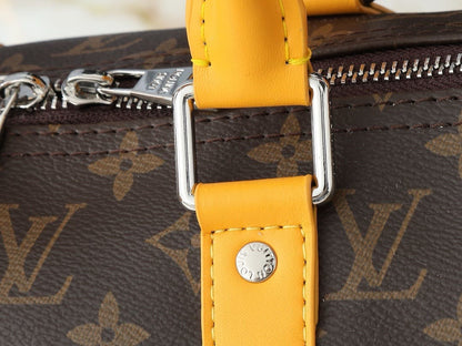 Louis Vuitton M13201 Keepall Bandoulière 35