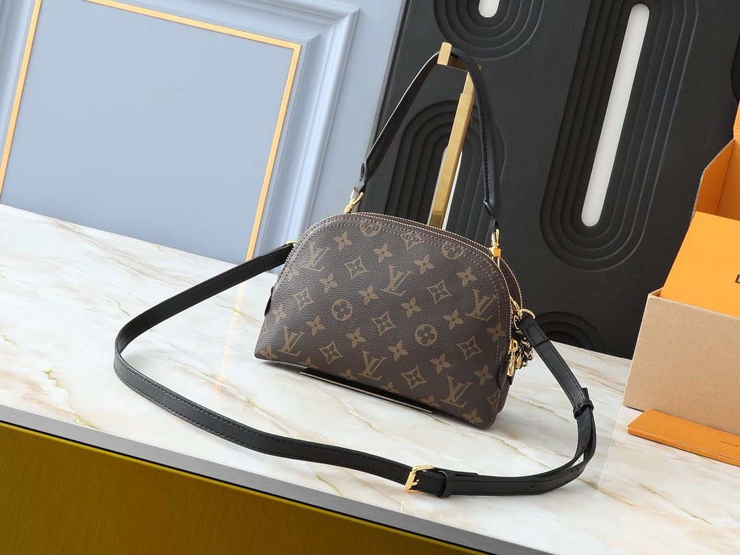 Louis Vuitton M12996 Be Alma