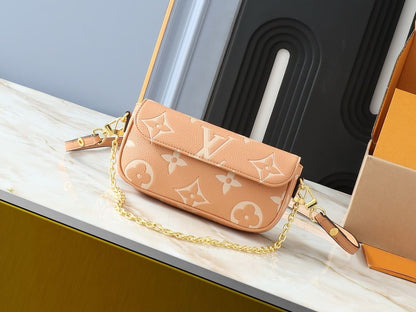 Lousi Vuitton M12758 Wallet On Chain Ivy