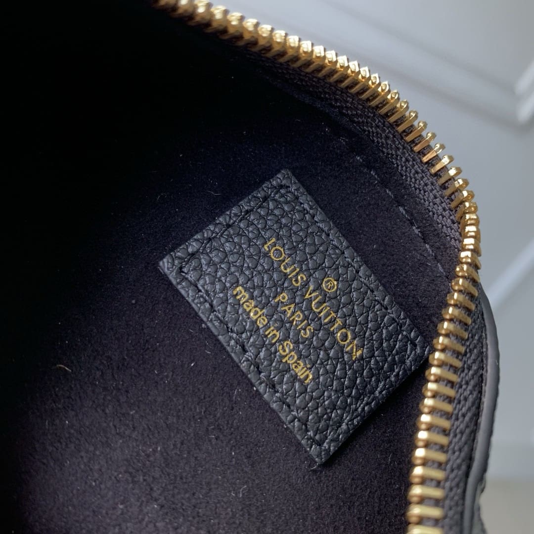 Louis Vuitton M82391 Mini Moon