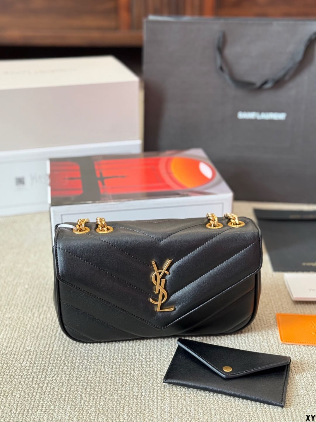 Saint Laurent LOULOU small in MATELASSÉ lambskin