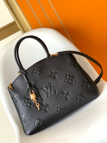 Louis Vuitton M45811 Grand Palais