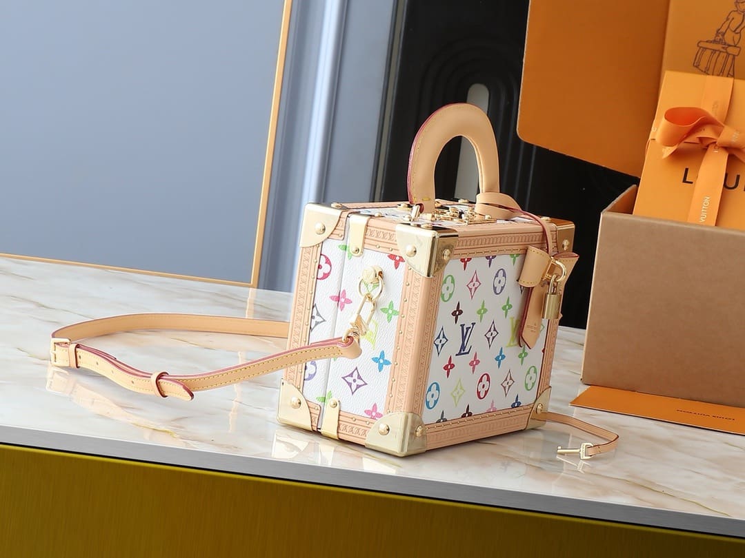 Louis Vuitton M13125 LV x TM Petite Valise