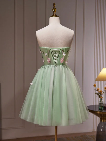 Charming Homecoming Dress Sweetheart Tulle Beaded Flowers Short Prom Dress Back to School Outfits Party Dress  D6092