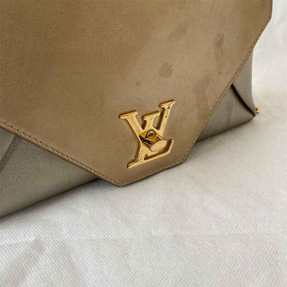 Louis Vuitton Gold Leather Love Note Bag