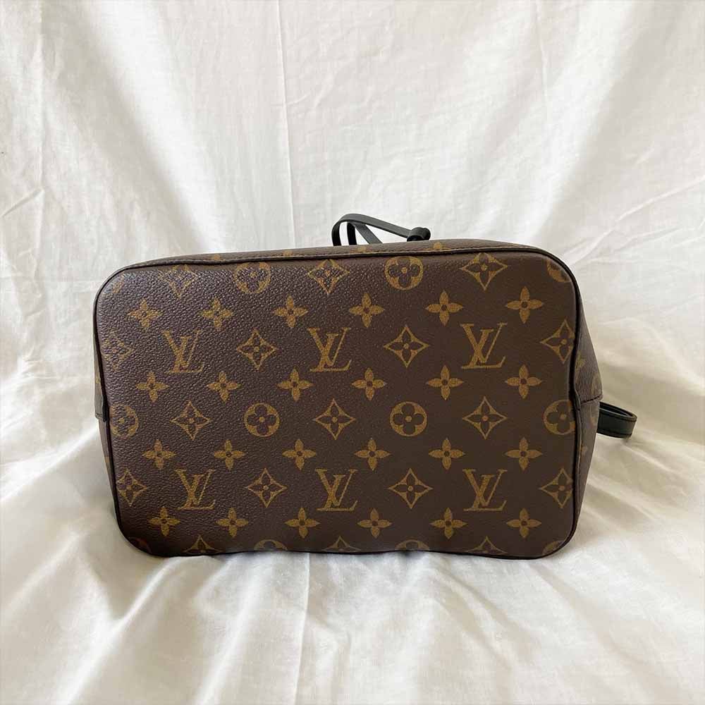 Louis Vuitton Monogram Canvas MM Noe Bag