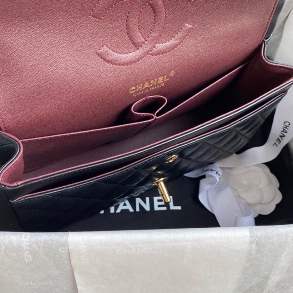 CHANEL CLASSIC HANDBAG Lambskin & Gold Metal