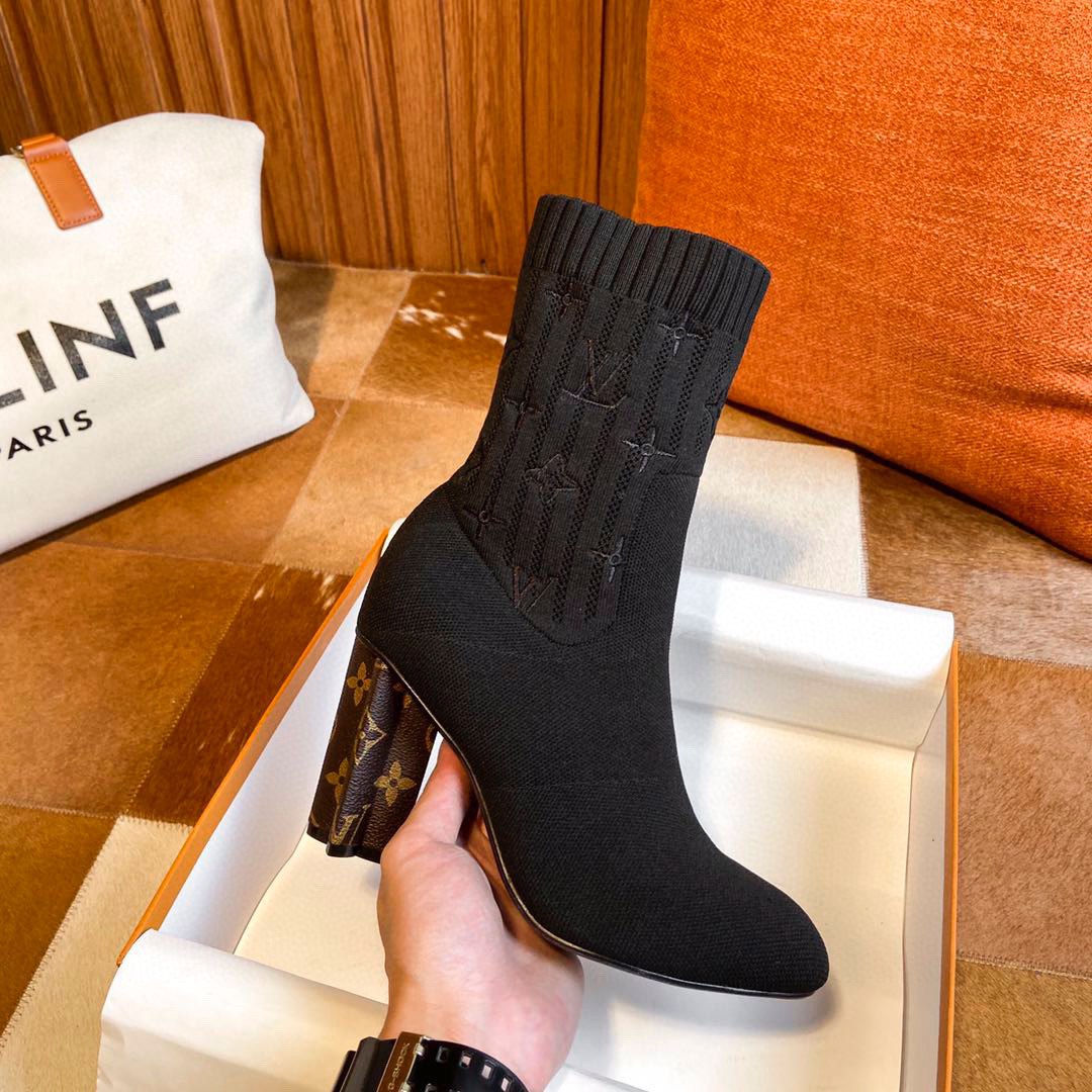 Premium LUV BOOTS 052