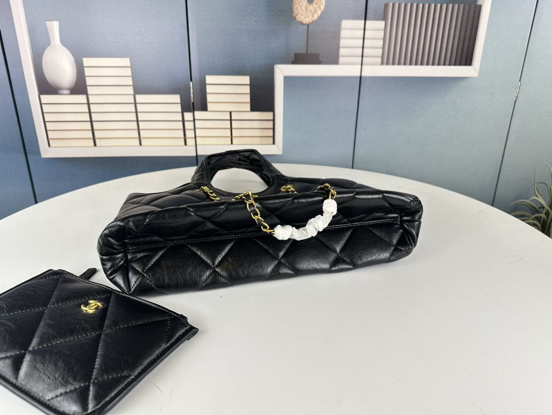Chanel Tote Bag