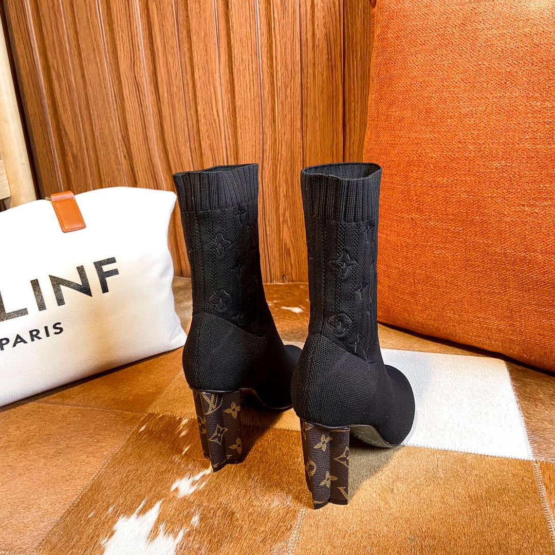 LV WOMEN’S BOOTS