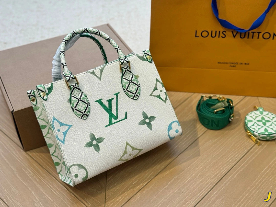 Louis Vuitton OnTheGo PM M24079