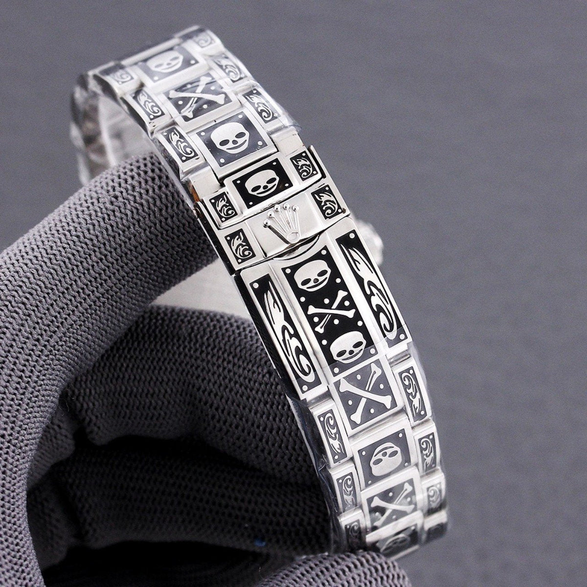DAYTONA 40 HAND ENGRAVED RARE